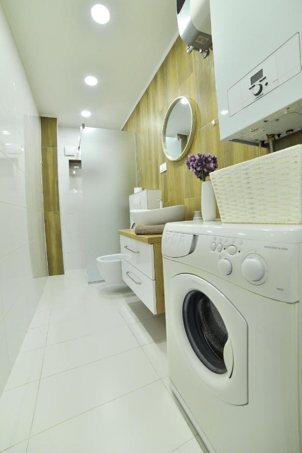 Apartment Maris Сини Екстериор снимка